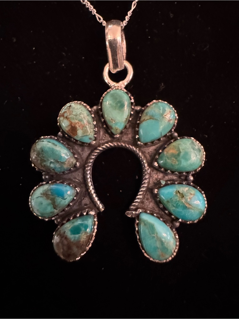 Sterling Silver kingman Turquoise Teardrop naja Cluster Pendant Necklace